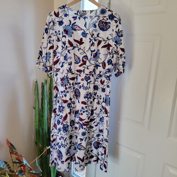 NWT Liz Claiborne‎ Linen Floral Flowey Shortsleeve Dress, Size 6, Wedding Guest - Picture 8 of 10